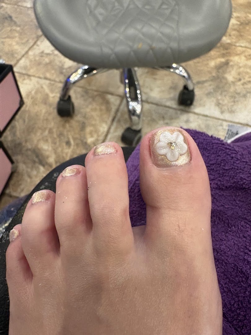 Pedicure chairs inside Bellagio Nails and Day Spa